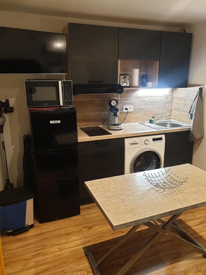 Le 67,Ski Et Randonnee,Lave Linge,Seche Linge,Parking Bernex Zewnętrze zdjęcie